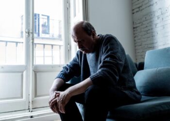 Dear Abby: I’ve been in a relationship for seven years — but I think she might be the wrong girl