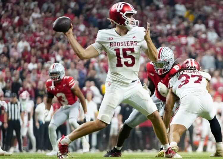 College football is bigger than ever — so Congress wants a piece of the action