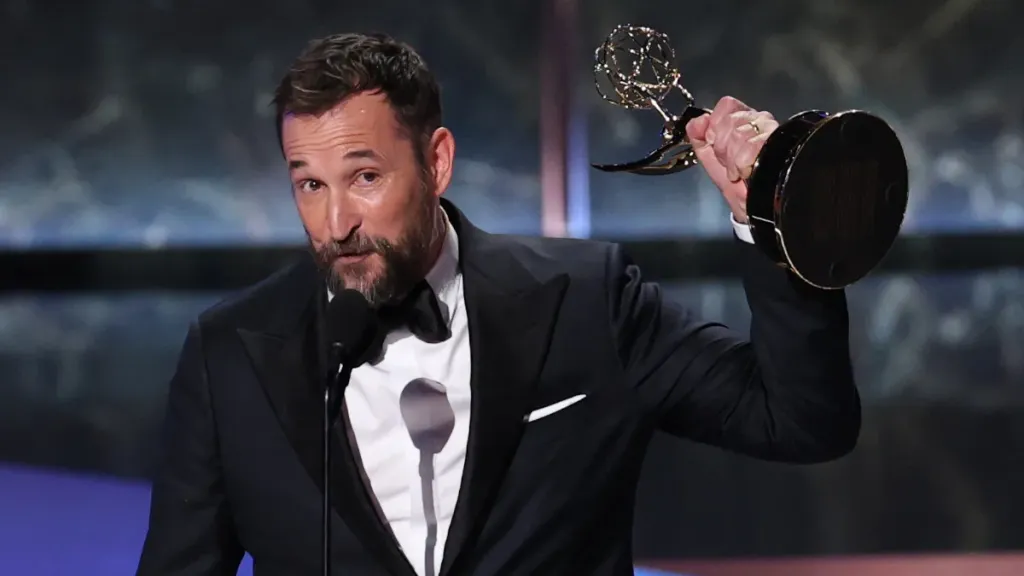 noah-wyle-emmys-win