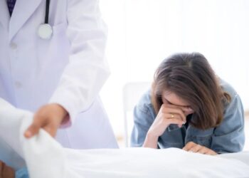 Dear Abby: My son chose Disneyland over his sick aunt