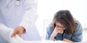 Dear Abby: My son chose Disneyland over his sick aunt