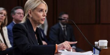 Resurfaced Bondi admission could be damning for Trump: report