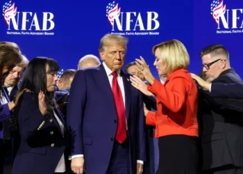 Pastor responds to MAGA’s ‘keep Christ in Christmas’ message by calling out its hypocrisy