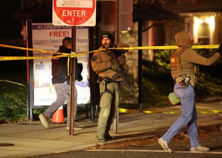 Dem Senator calls out GOP’s ‘aversion to gun control’ after university shooting