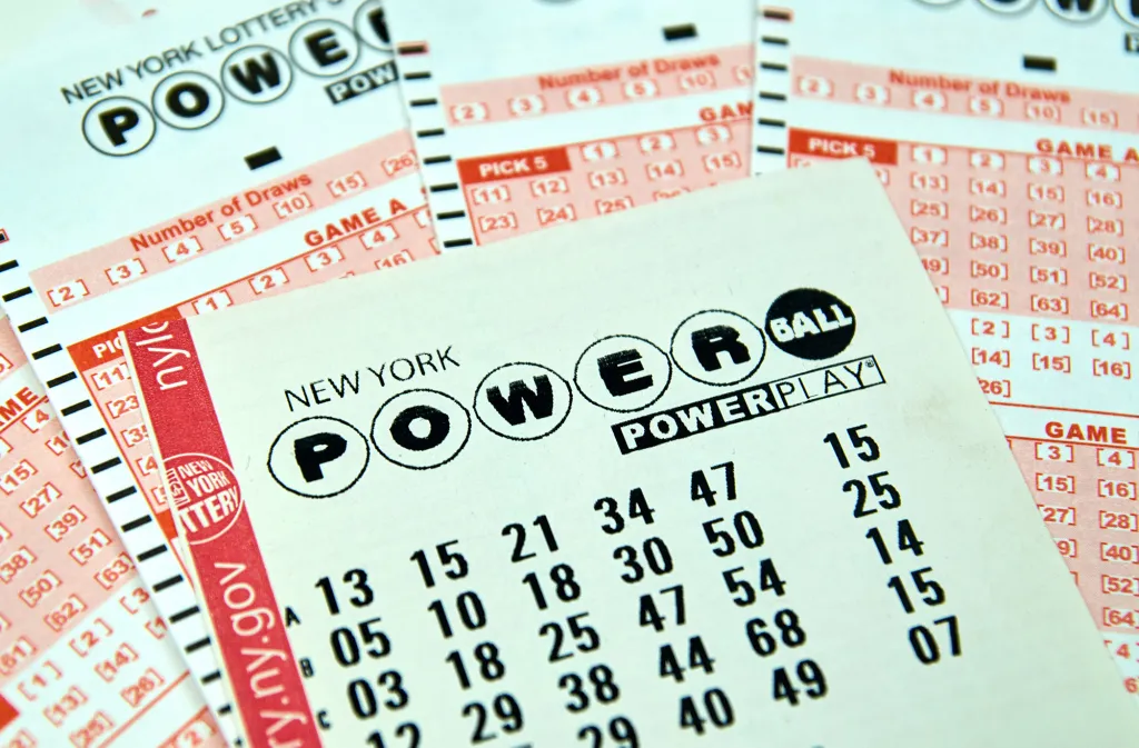 A Powerball player won the large jackpot last night.