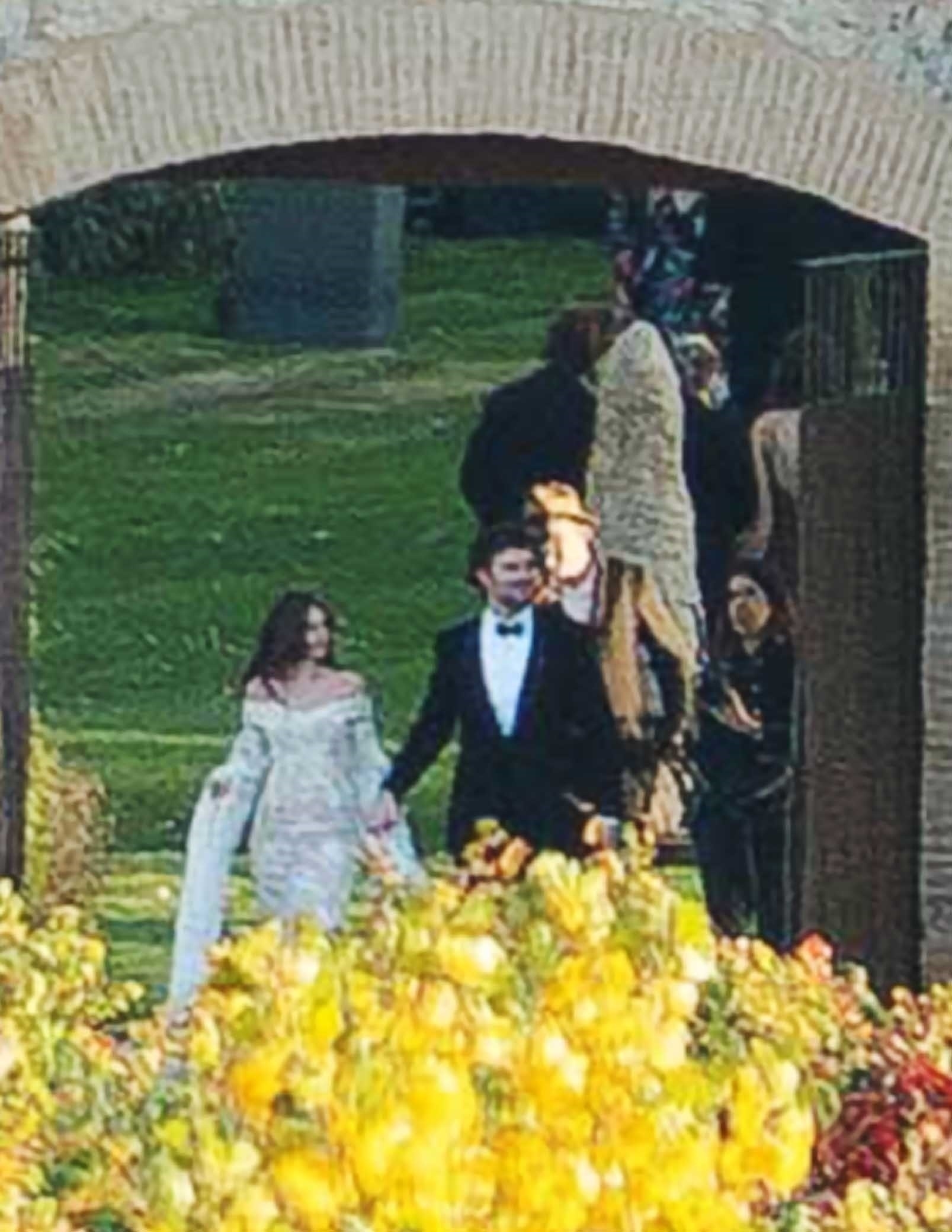 Stella Banderas and Alex Gruzynki at the wedding in 2025