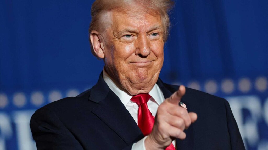 ‘Exhausted’ Trump facing a ‘looming problem’ as his own voters take brunt of harm: analyst