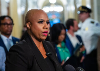 Ayanna Pressley Won’t Challenge Markey for Senate in Massachusetts