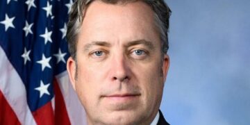 MAGA lawmaker calls for deporting Mamdani at GOP gala packed with white nationalists