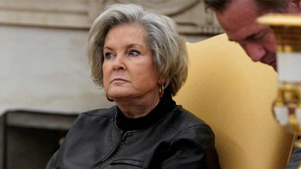 Trump admits he has ‘alcoholic’s personality’ in first reaction after Susie Wiles fiasco