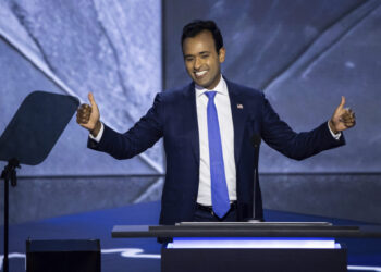 Ramaswamy calls on conservatives to reject Groypers