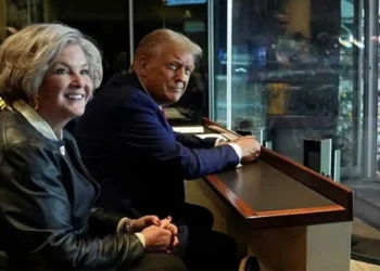 Trump’s off-camera slip reveals staffer behind ‘bizarre’ primetime address