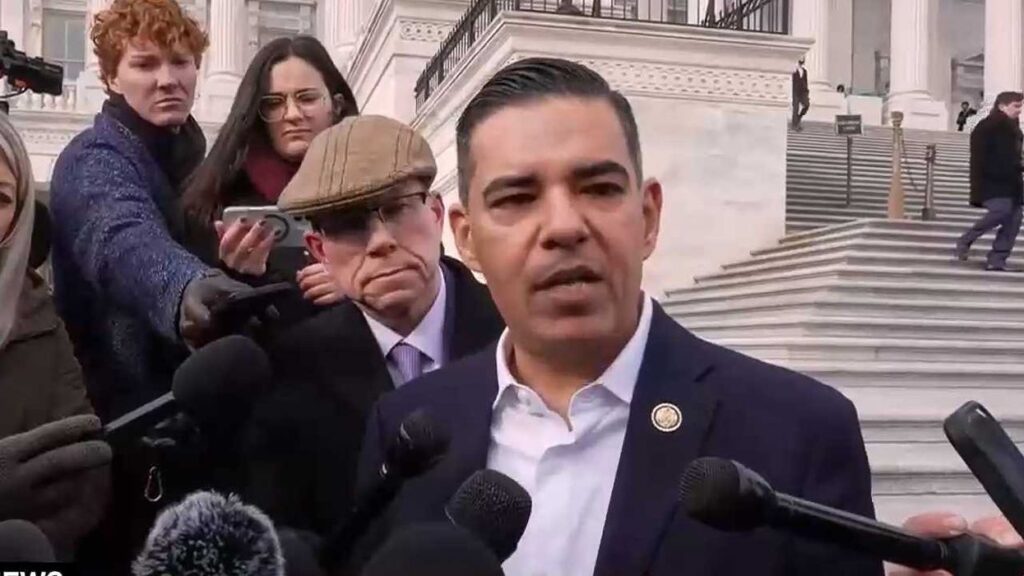 ‘Incredibly disturbing’: Dem previews Epstein photos lawmakers have yet to release