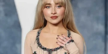 ‘Stupid or slow?’ White House launches ugly war on pop star Sabrina Carpenter