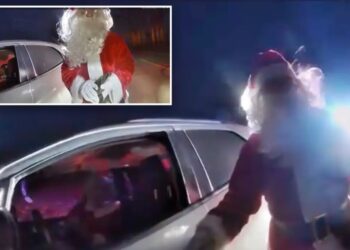 Elderly couple dressed as Santa Claus, Mrs.Claus pulled over for speeding in Ohio: ‘North Pole isn’t what it used to be!’