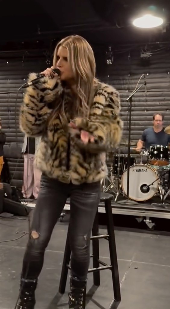 Jessica Simpson performing with