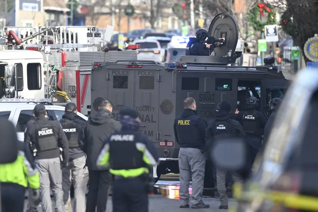 NY bow and arrow murder