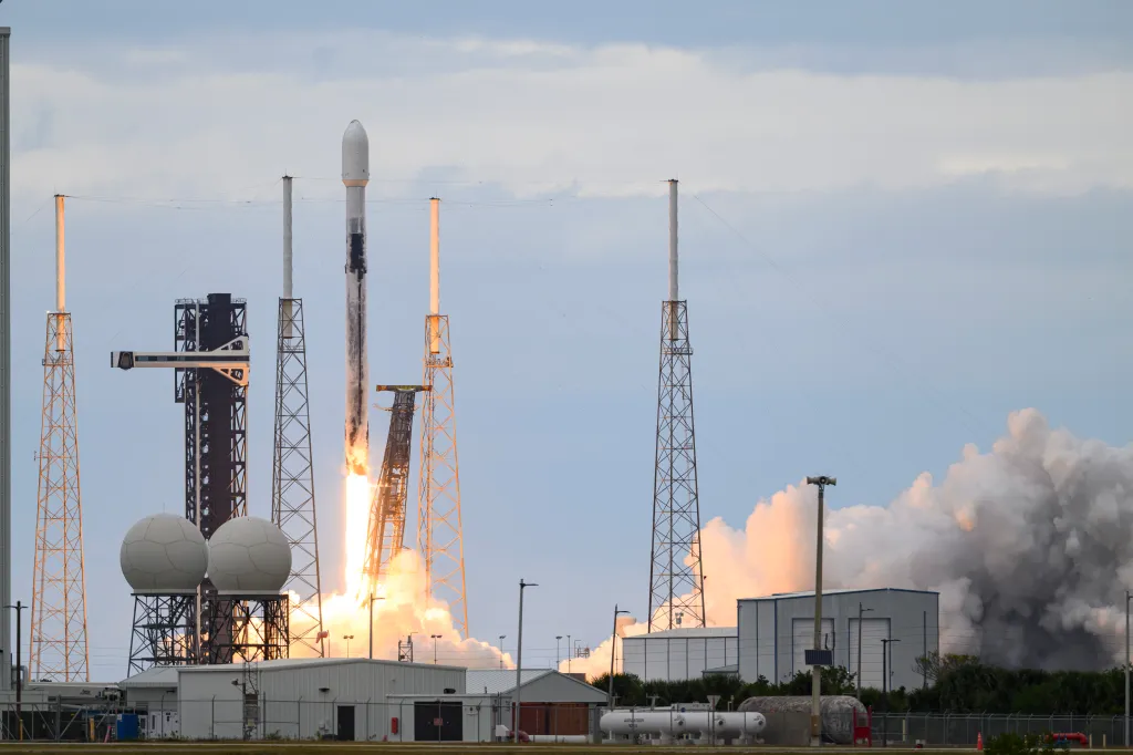 A SpaceX Falcon 9 rocket launching the NROL-77 mission for the National Reconnaissance Office (NRO) and the U.S. Space Force from Space Launch Complex-40 at Cape Canaveral Space Force Station, Florida.