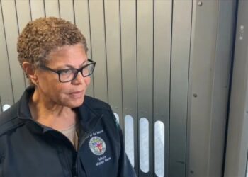 Los Angeles SHOULD find a way to replace ‘botched’ Mayor Karen Bass