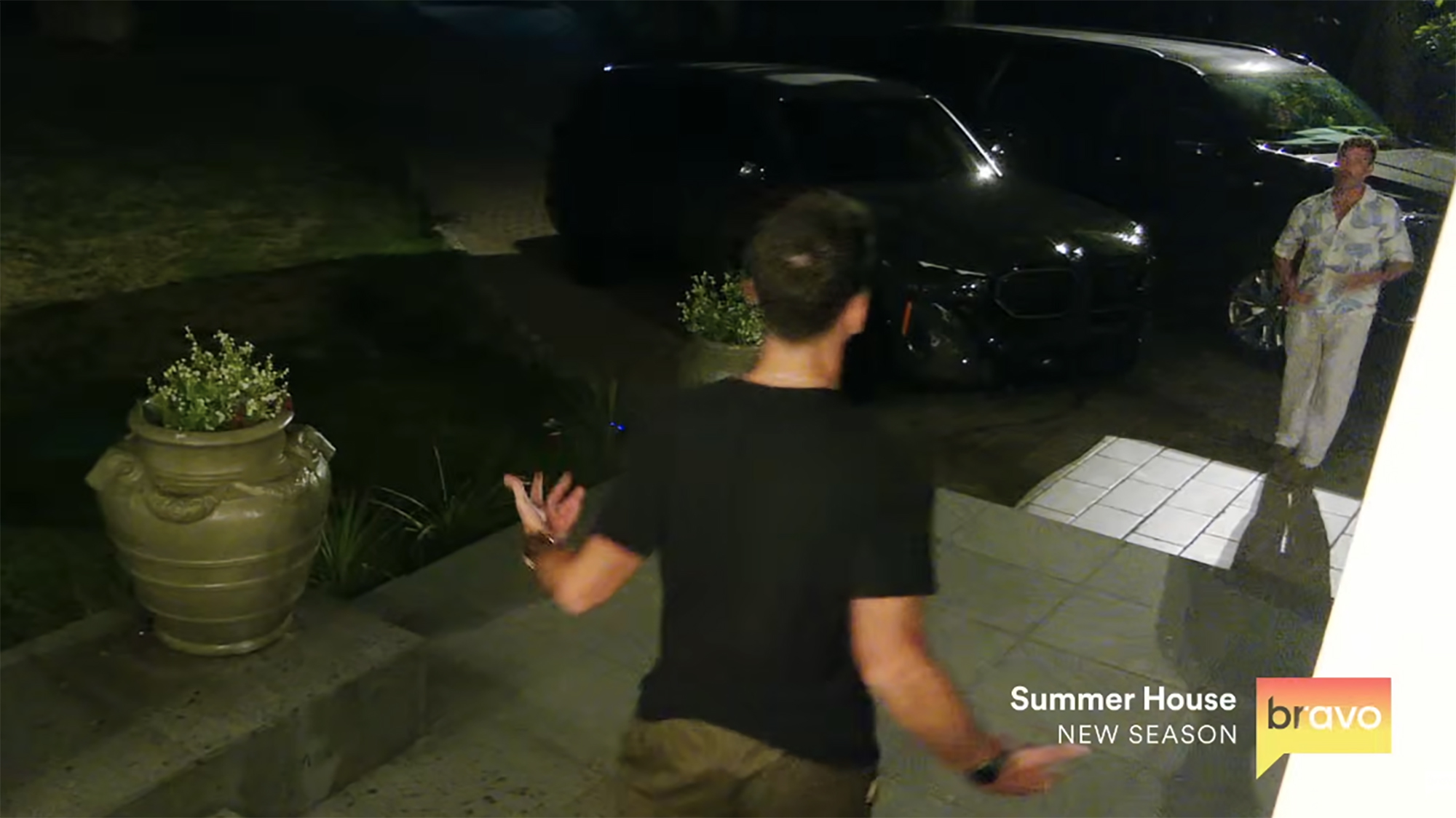 Kyle Cooke and Amanda Batula in a physical altercation.