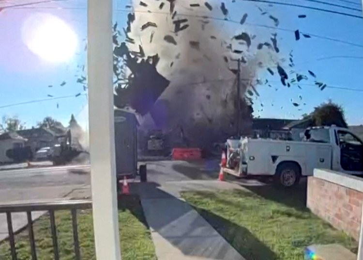 Video shows huge explosion in Bay Area community that damaged buildings
