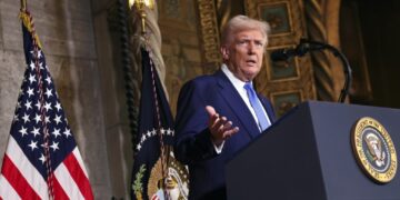 A timeline of Trump’s quotes, shifts and U-turns on Russia and Ukraine