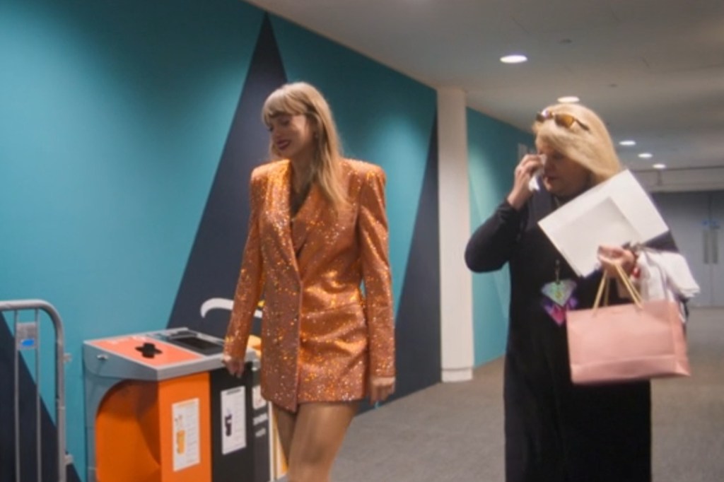 Taylor Swift crying with her mother, Andrea Swift, backstage at Wembley Stadium.