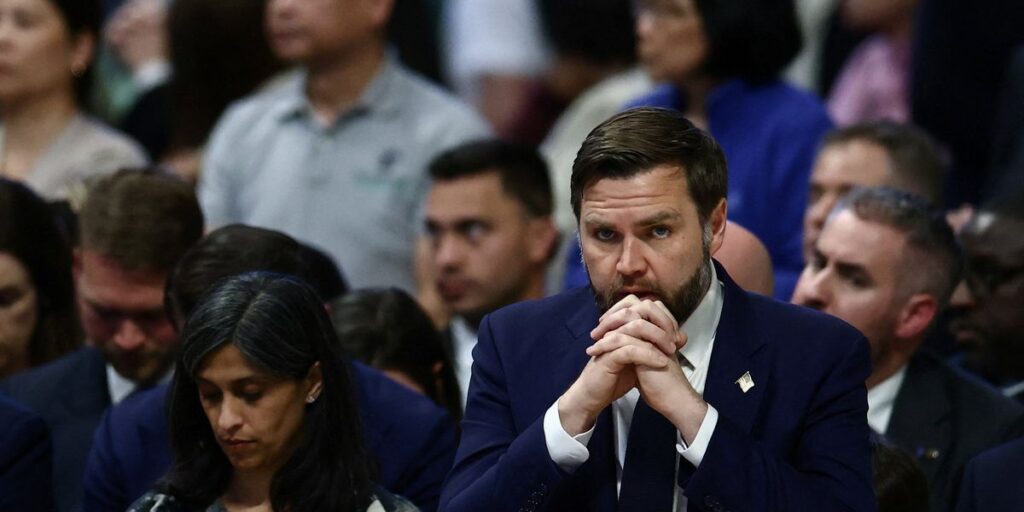 White House ‘livid’ after MAGA senator blindsides with push to oust JD Vance: report