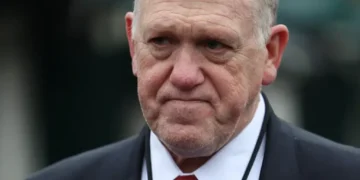 Trump insiders ‘registered their displeasure’ over bribery probe into Trump’s border czar