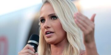 ‘Um….?’: MAGA darling buried for new ‘conspiracy theory’ about school shooting