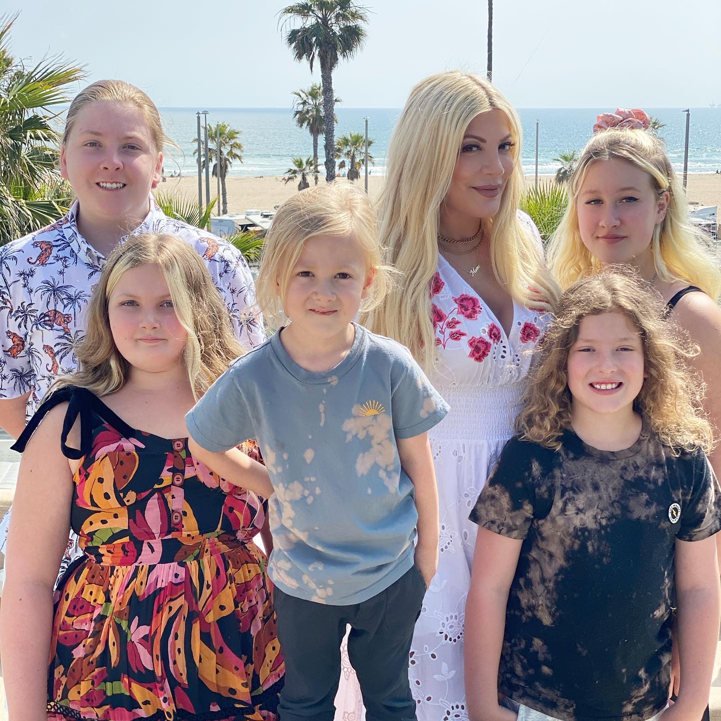 Tori Spelling with her kids.