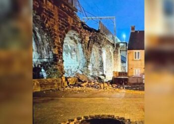 Officials Halt Dozens of Trains Due to AI Hoax