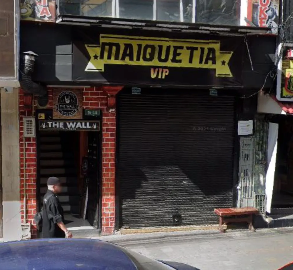 Maiquetia VIP Bar Restaurant storefront.