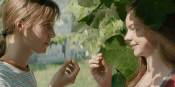 ‘Little Trouble Girls’ Review: Teenage Infatuation