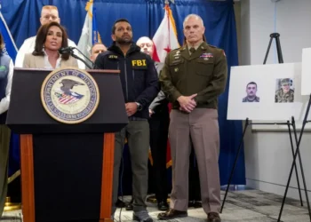 ‘Not a good sign’ for FBI as report on infighting ‘shows up in Trump’s favorite newspaper’