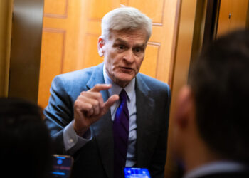 GOP health care chaos spills into battleground midterm races