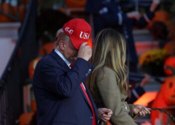 ‘Skyrocketed!’ CNN data analyst taken aback as ‘massive shift’ spells bad news for Trump