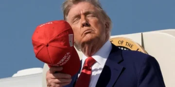 ‘Pathetic empty vessel’: Trump raked over coals over wild new Epstein meltdown