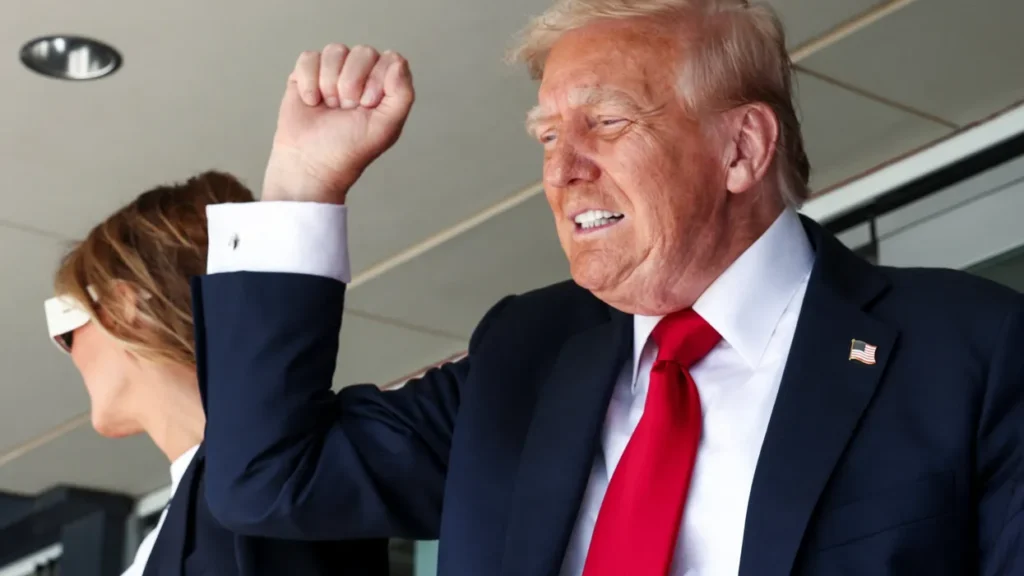 Senator flags ‘underreported story’ about Trump ‘illegally’ creating a shortage on purpose