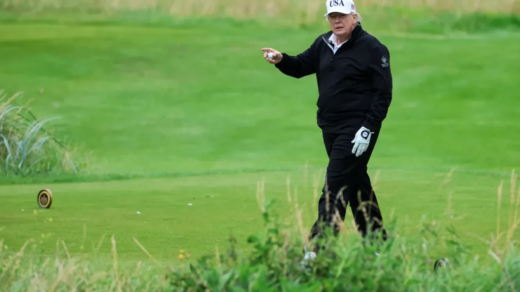 Trump alarms with move to grab DC golf courses: ‘Thinks of government property as his own’