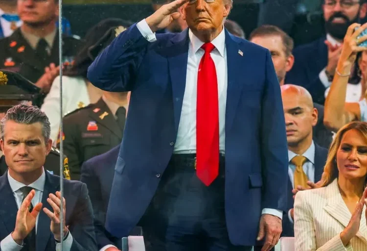 Senator sounds dire alarm of looming ‘mass unemployment’ — and warns Trump is in on it