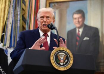 Right-wing extremists seethe as Trump ‘missed’ moment handed to him on a ‘silver platter’