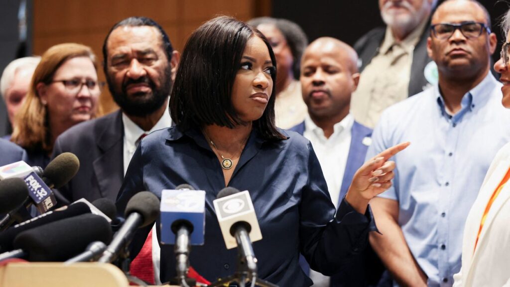 Republicans planted polls and buzz to lure Jasmine Crockett into Senate race: report