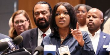 Wall Street Journal editors warn Republicans face a ‘bruising’ primary in Texas