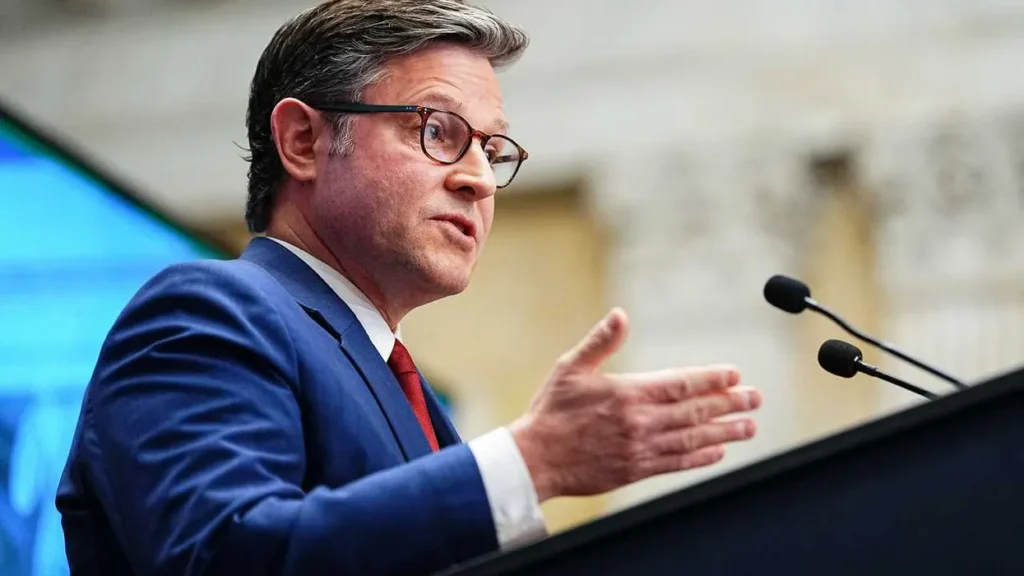 CNN reporter peppers Mike Johnson: ‘Have you lost control of the House?’