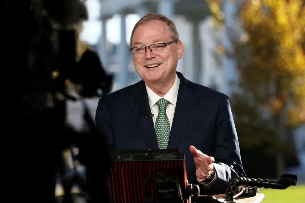 Kevin Hassett, current director of the National Economic Council, is widely viewed as the frontrunner.