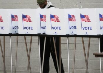 After quiet off-year elections, Democrats renew worries about Trump interfering in the midterms