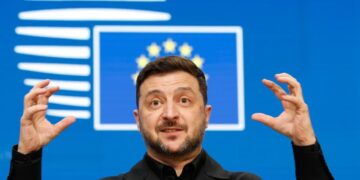 Zelensky says he will meet with Trump in Florida Sunday for talks on Ukraine security guarantees