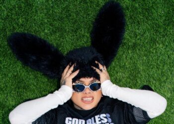 Snow Tha Product is not afraid to crash out on Christmas