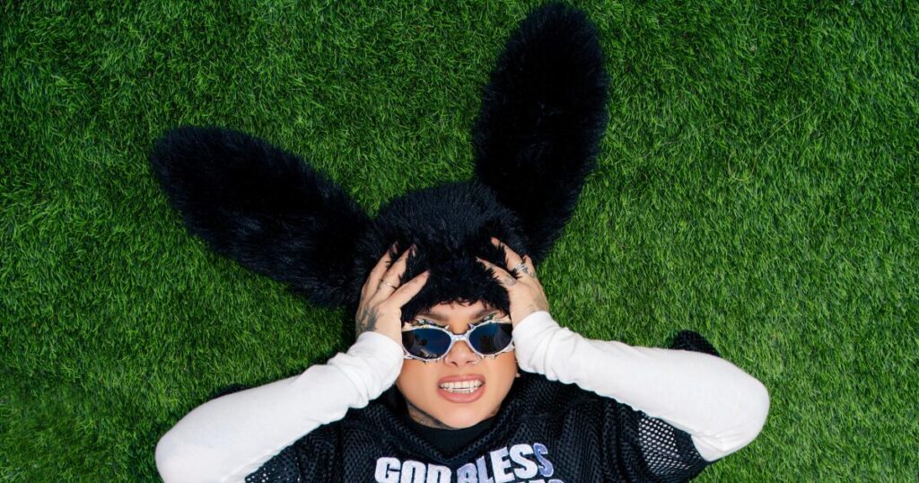 Snow Tha Product is not afraid to crash out on Christmas